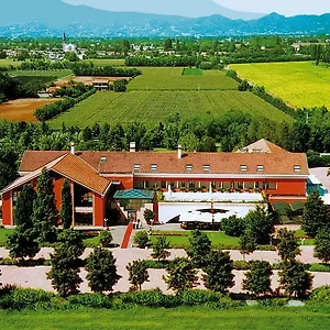 https://antica-postumia.hotelinveneto.com