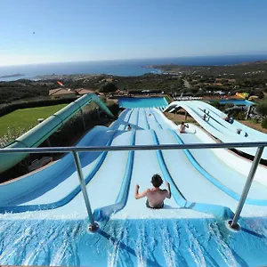 Aquafantasy Aparthotel